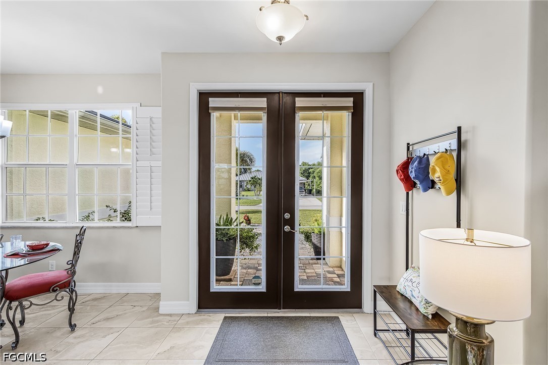 3 Bed SingleFamilyResidence for Sale in St James City, photo 5