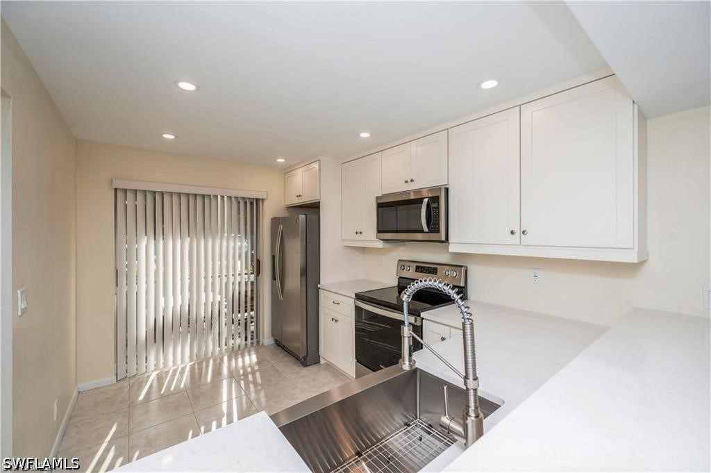 2 Bed Condominium for Sale in Winterpark, photo 5