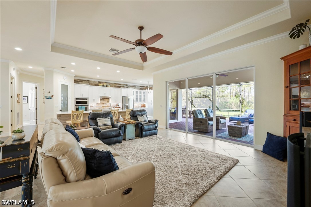 4 Bed SingleFamilyResidence for Sale in Estero, photo 5