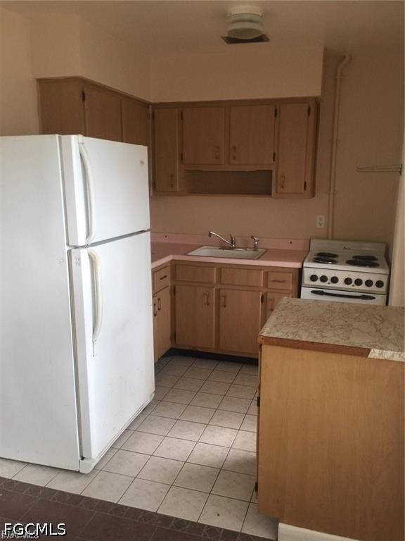 1 Bed Duplex for Sale in Homestead Park, photo 5