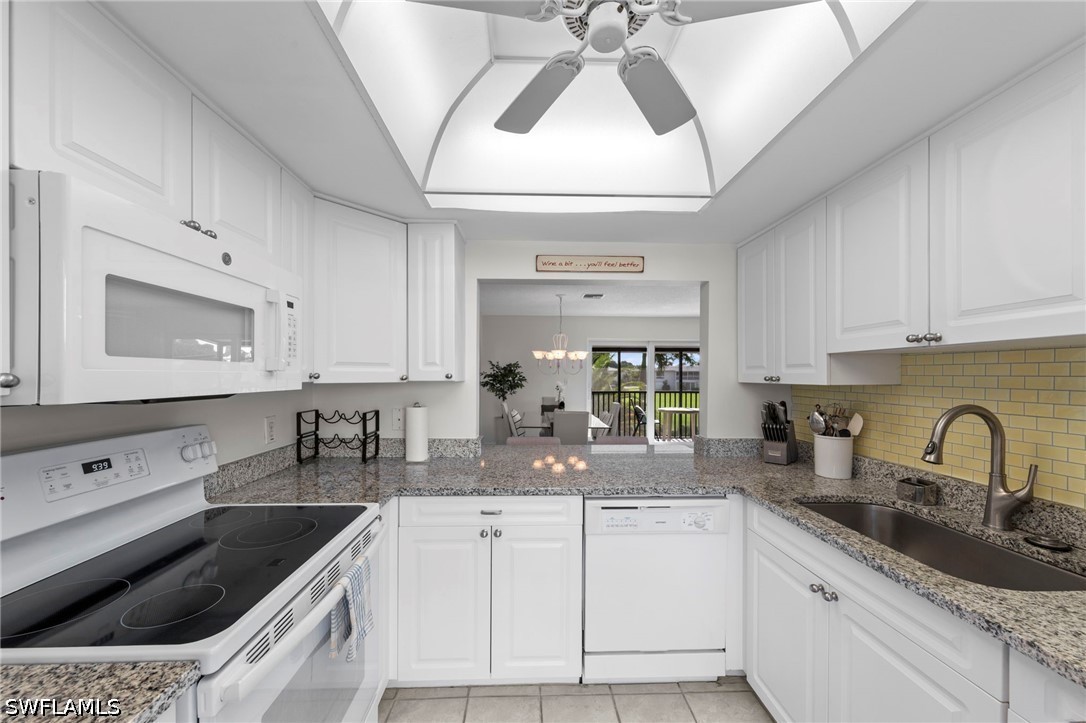 2 Bed Condominium for Sale in Naples, photo 5