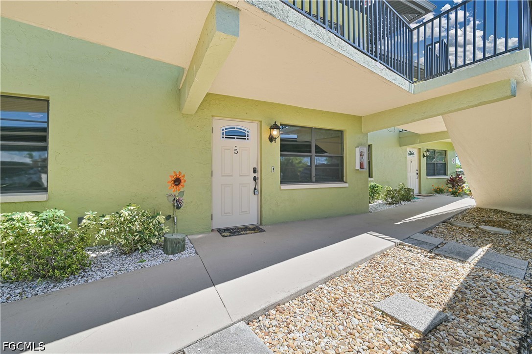 2 Bed Waterfront Home for Sale in Cape Coral, photo 5