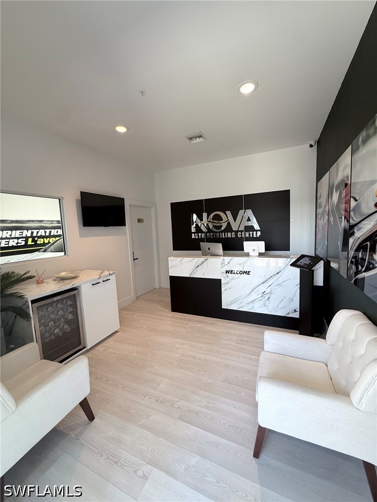 Office for Sale in Fort Myers, photo 5