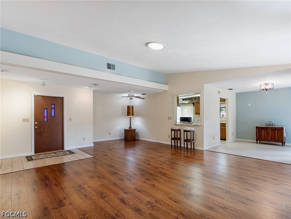 3 Bed Attached for Sale in Fort Myers, photo 5