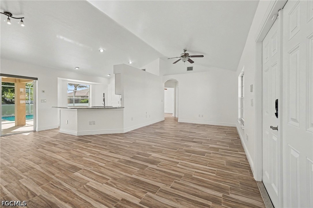 3 Bed Pool Home for Sale in Cape Coral, photo 5
