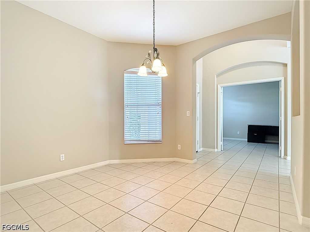 5 Bed Pool Home for Sale in Promenade West, photo 5
