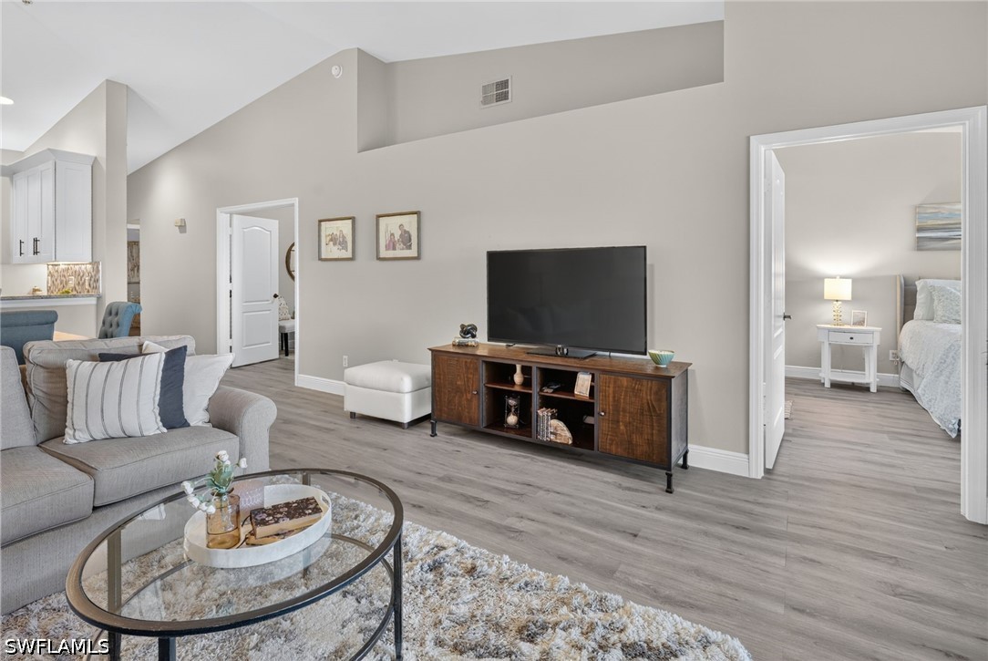 2 Bed Condominium for Sale in Bonita Springs, photo 5