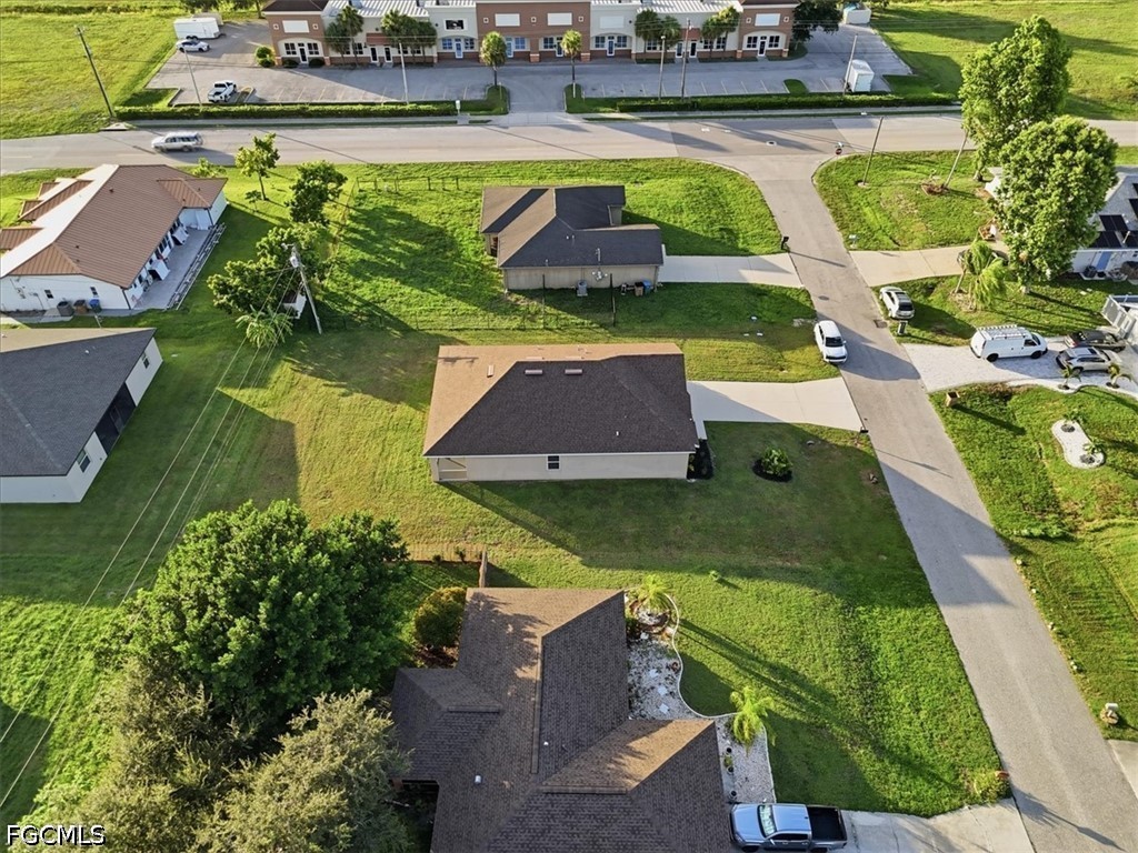3 Bed SingleFamilyResidence for Sale in Cape Coral, photo 5
