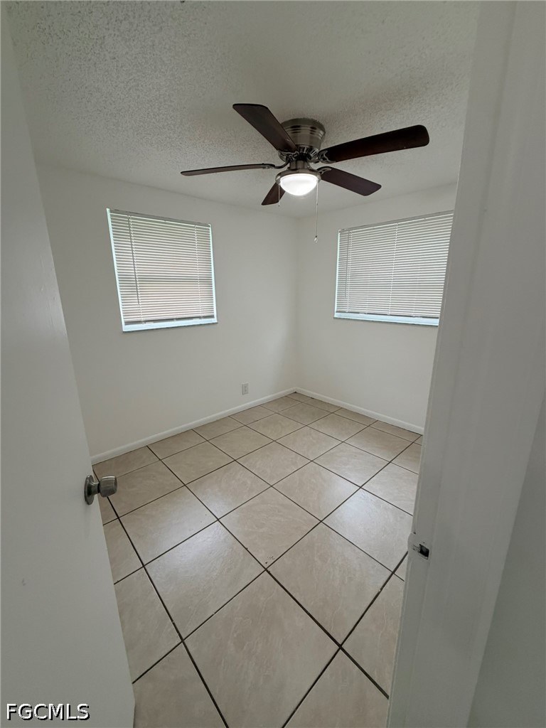 2 Bed Quadruplex for Sale in Fort Myers, photo 5