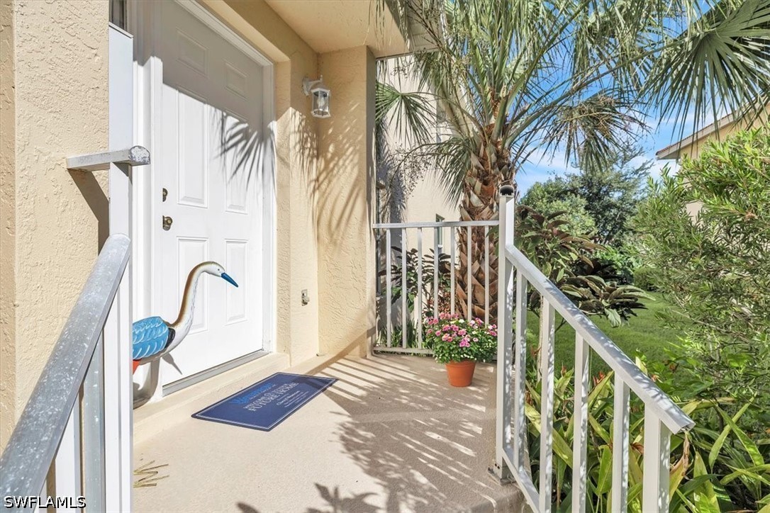3 Bed Waterfront Home for Sale in Naples, photo 5