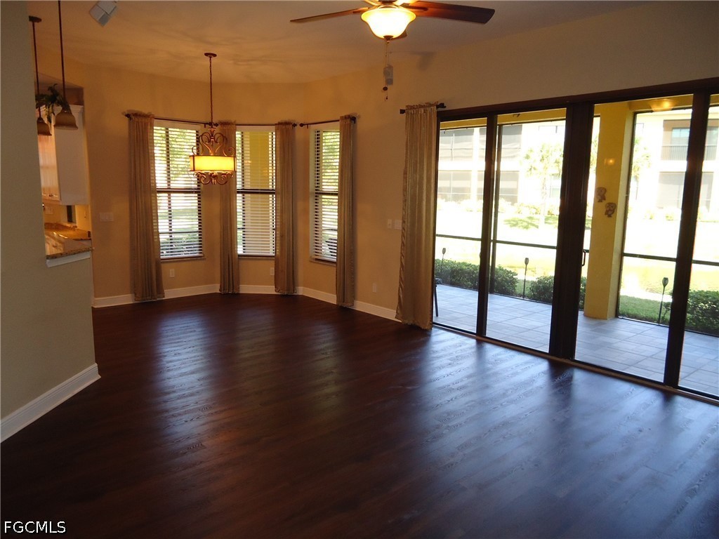 3 Bed Waterfront Home for Sale in Fort Myers, photo 5