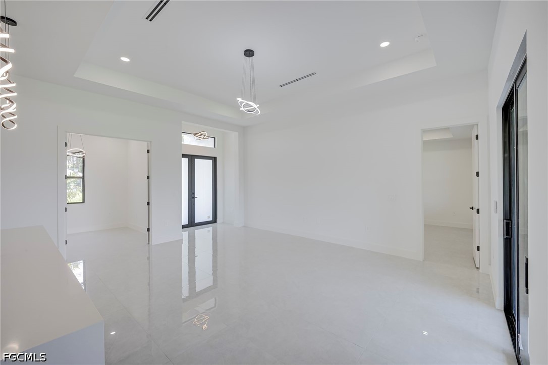 3 Bed SingleFamilyResidence for Sale in Lehigh Acres, photo 5