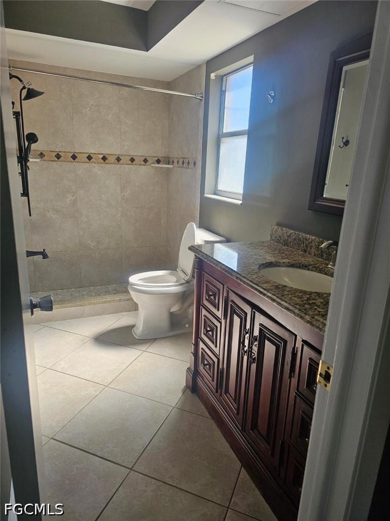 3 Bed SingleFamilyResidence for Sale in Cape Coral, photo 5