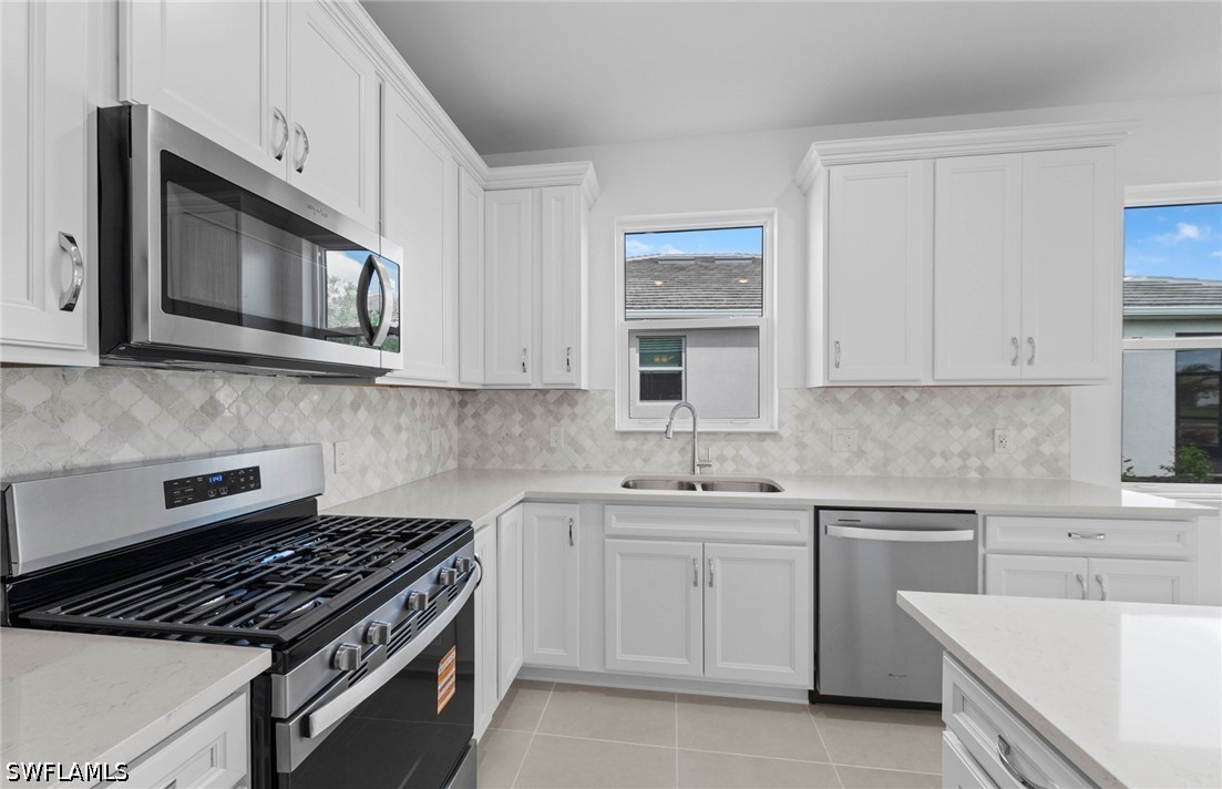 2 Bed SingleFamilyResidence for Sale in Alva, photo 5