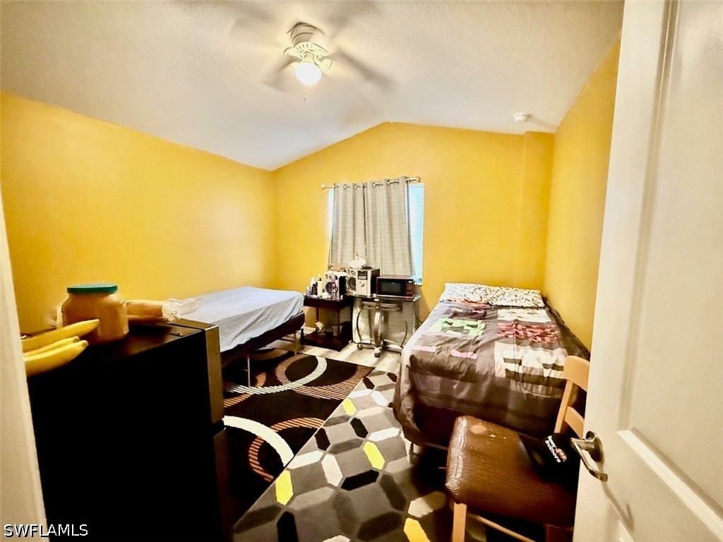 3 Bed SingleFamilyResidence for Sale in Bonita Fairways, photo 5