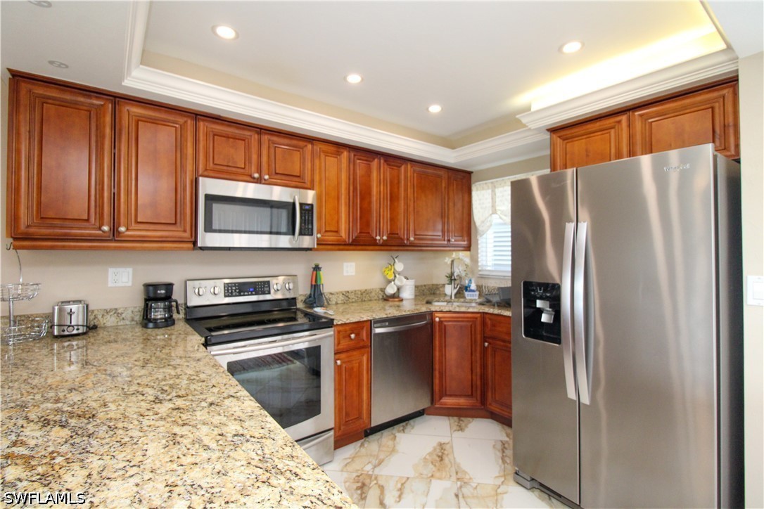 2 Bed Condominium for Sale in Fairway Gardens, photo 5