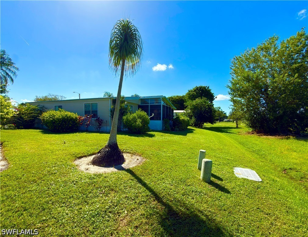 2 Bed ManufacturedHome for Sale in Naples, photo 5