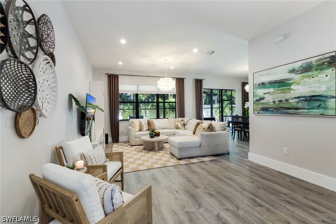 3 Bed SingleFamilyResidence for Sale in Naples, photo 5