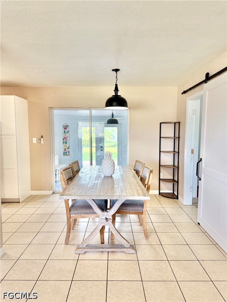 4 Bed SingleFamilyResidence for Sale in San Carlos Park, photo 5