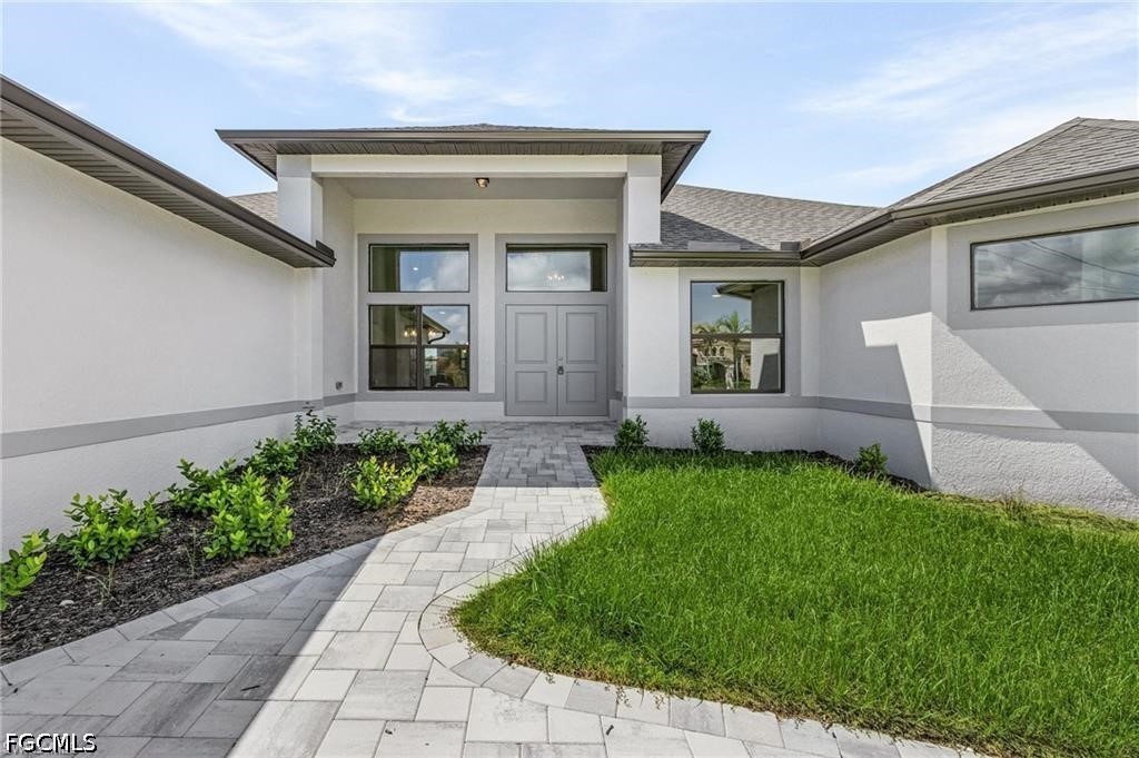 3 Bed Pool Home for Sale in Cape Coral, photo 5