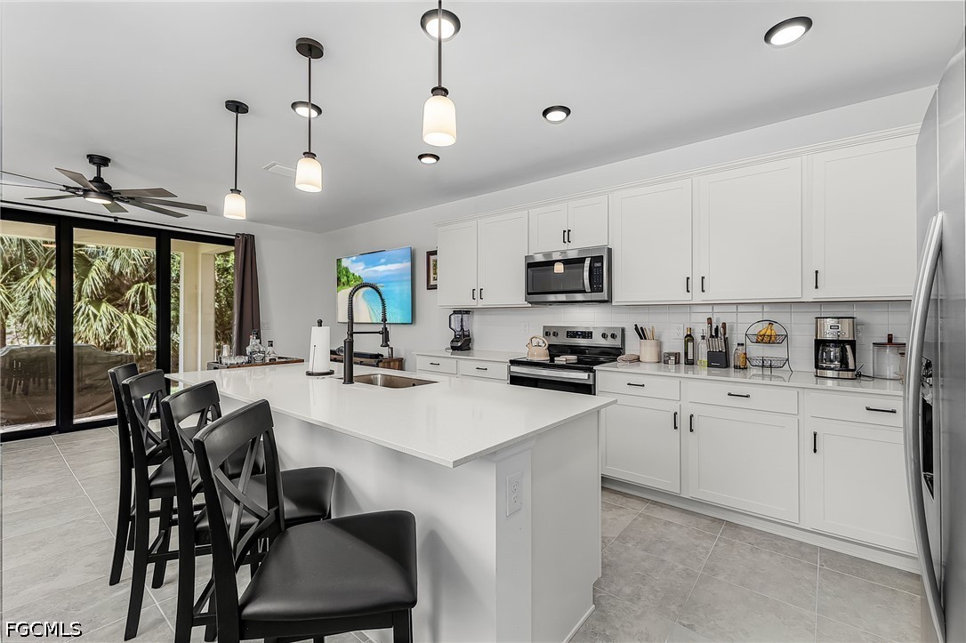 3 Bed Townhouse for Sale in Cape Coral, photo 5