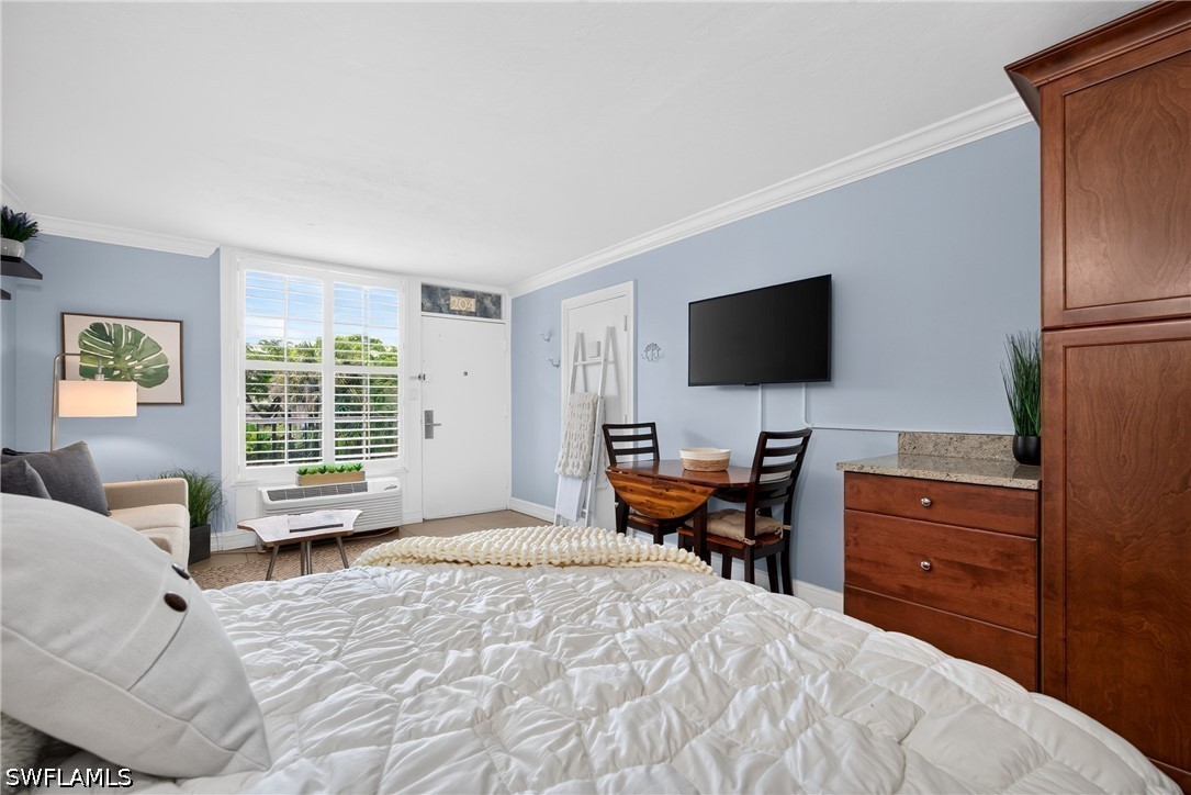 1 Bed Condominium for Sale in Naples, photo 5
