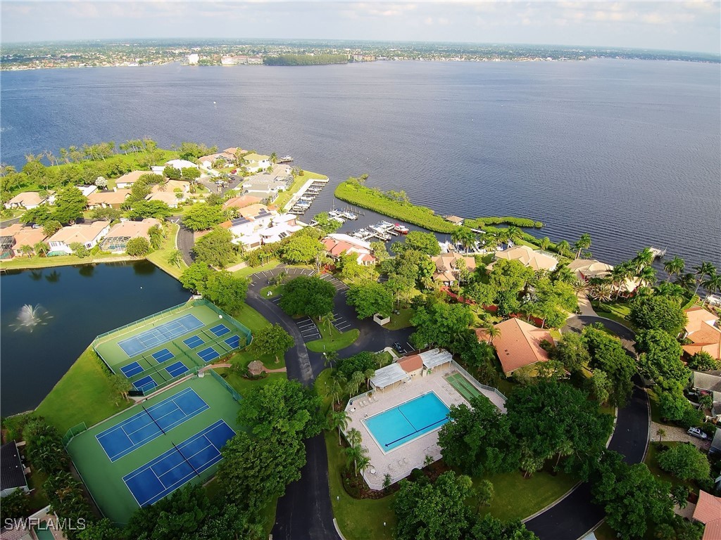 3 Bed SingleFamilyResidence for Sale in Fort Myers, photo 41