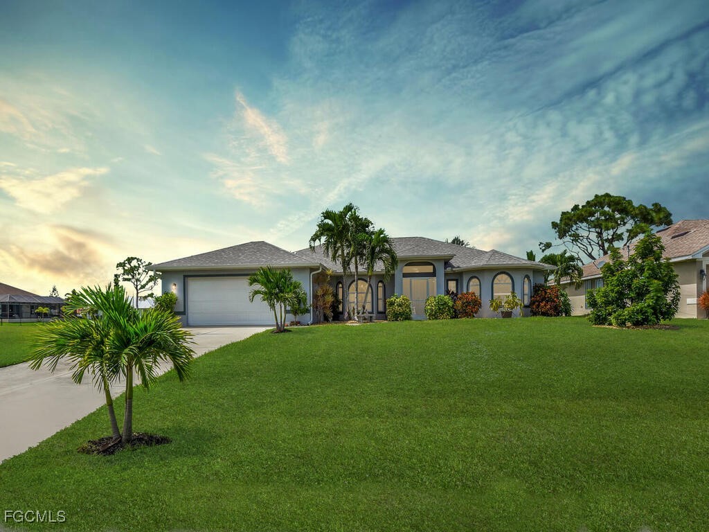 3 Bed Pool Home for Sale in Cape Coral, photo 41