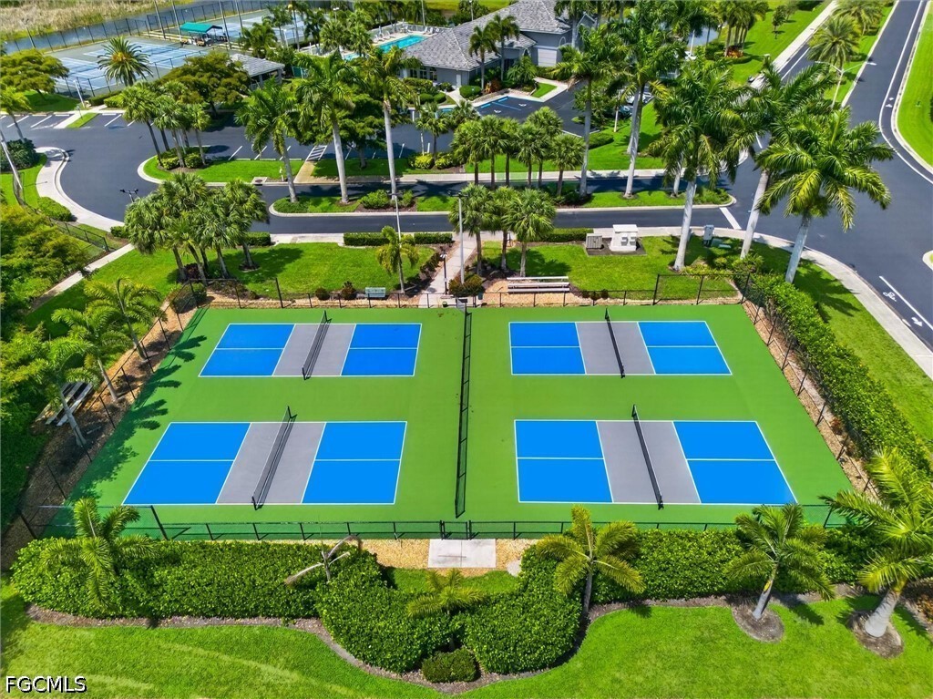 3 Bed SingleFamilyResidence for Sale in Fort Myers, photo 41