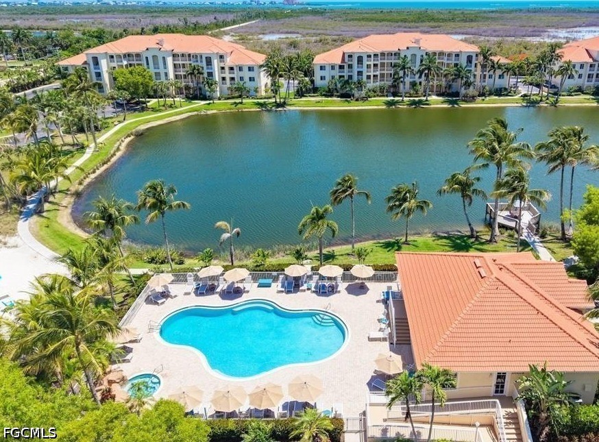 2 Bed Waterfront Home for Sale in Fort Myers, photo 41