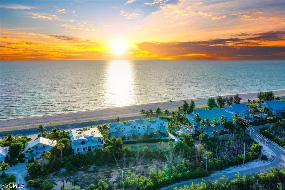 3 Bed Waterfront Home for Sale in Sandrift, photo 41