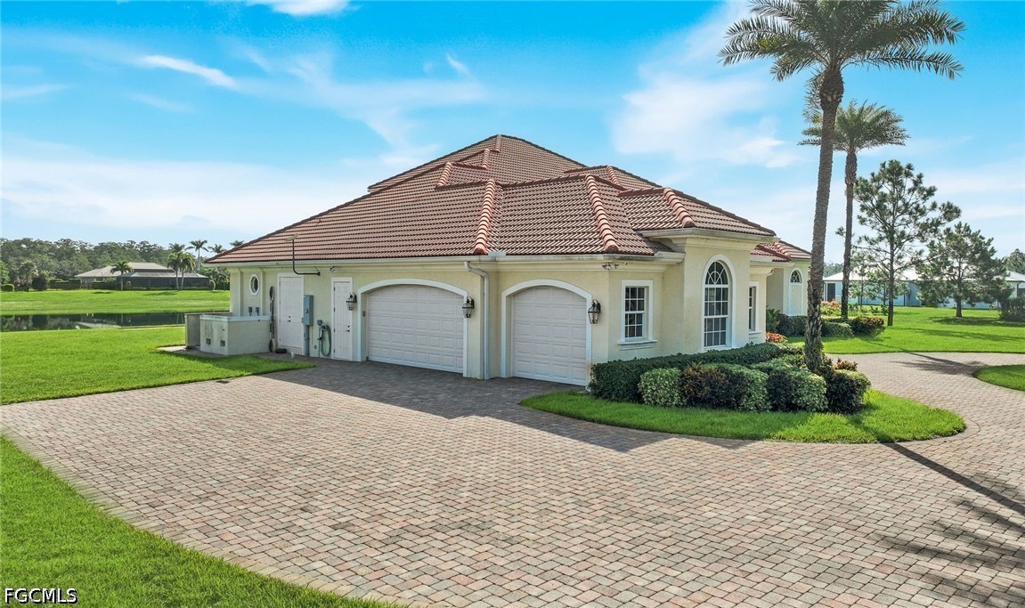 6 Bed Pool Home for Sale in Estero, photo 41