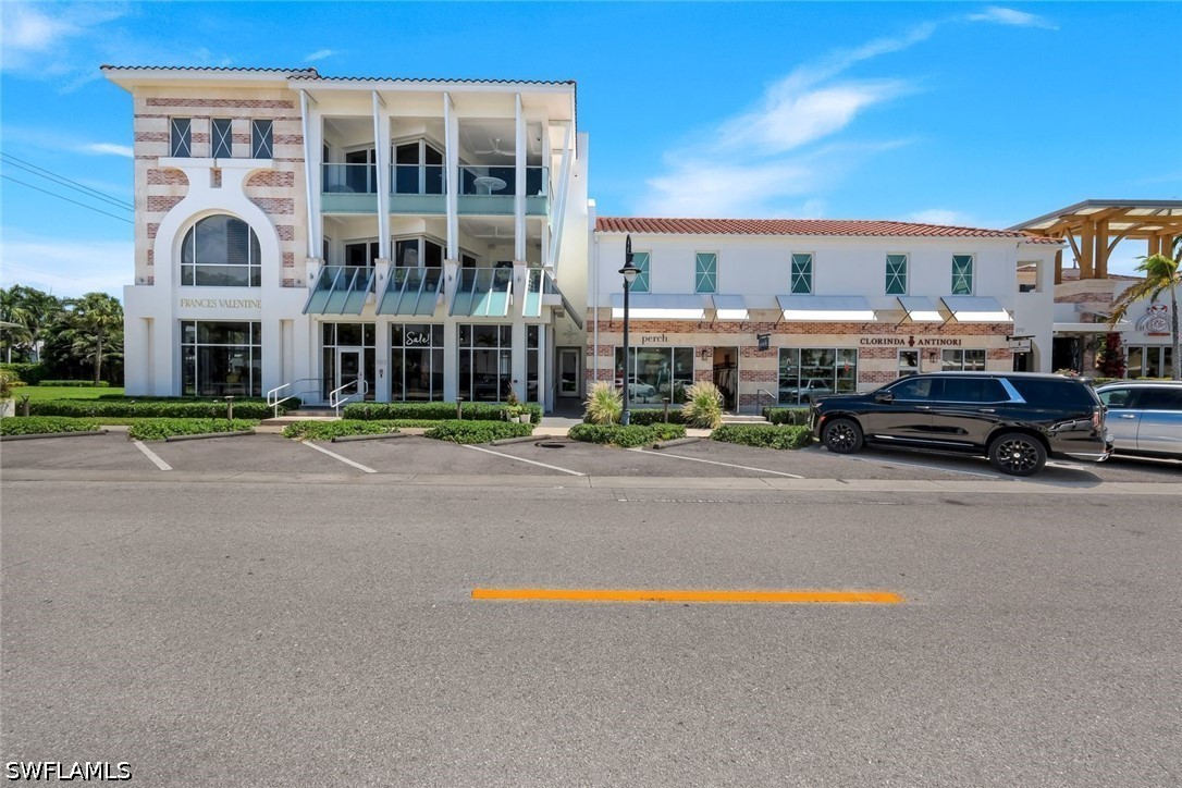 3 Bed Condominium for Sale in 382 Building, photo 41