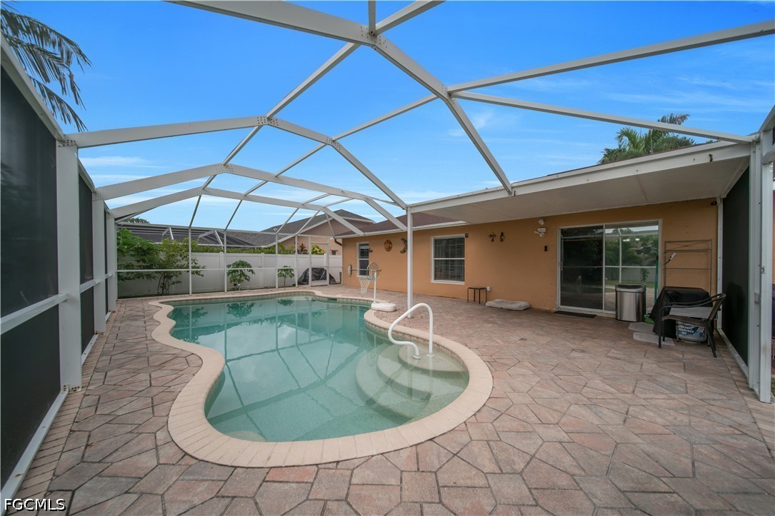 3 Bed Pool Home for Sale in Cape Coral, photo 41