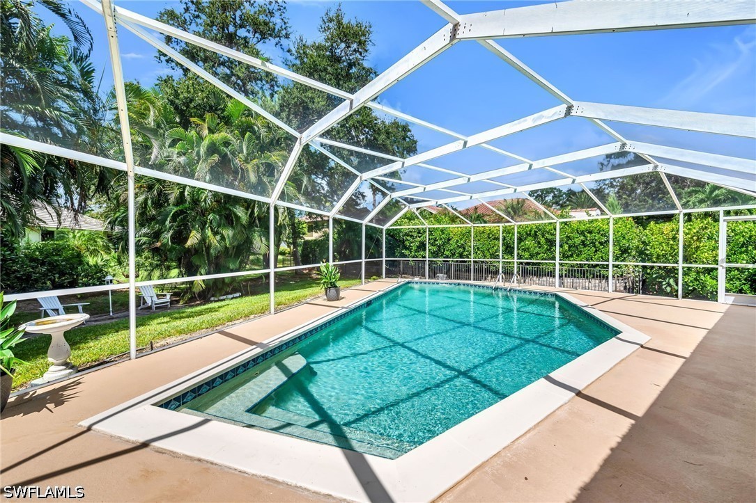 3 Bed Pool Home for Sale in Monterey, photo 41