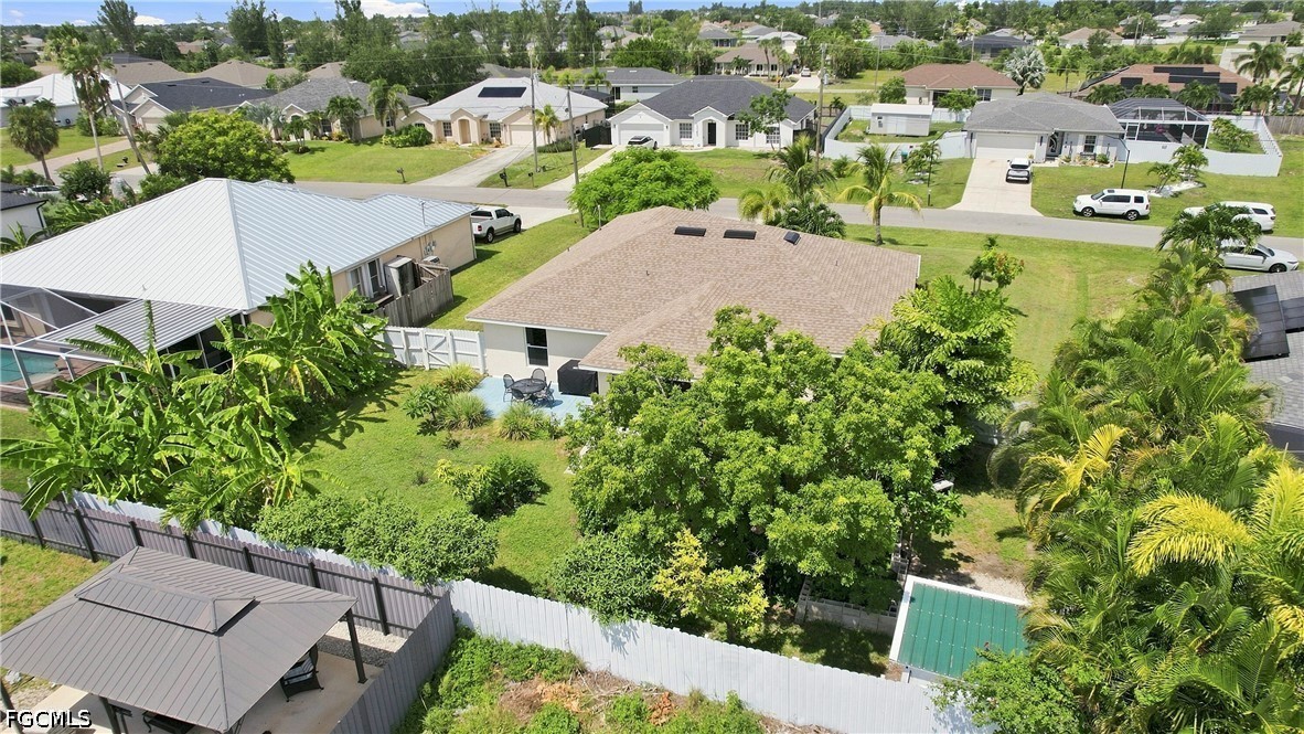 3 Bed SingleFamilyResidence for Sale in Cape Coral, photo 41