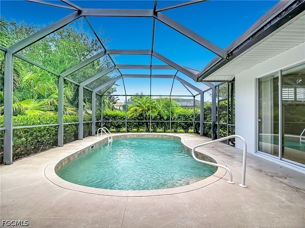 4 Bed Pool Home for Sale in Colonial Shores, photo 41