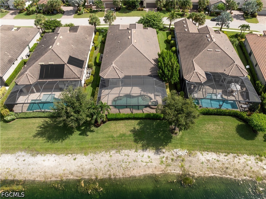 3 Bed Pool Home for Sale in Esplanade, photo 41