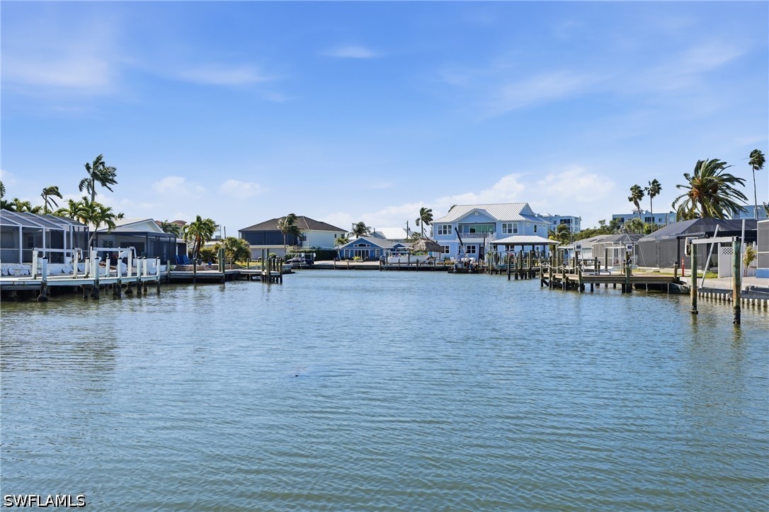 3 Bed Pool Home for Sale in Fairview Isles, photo 41