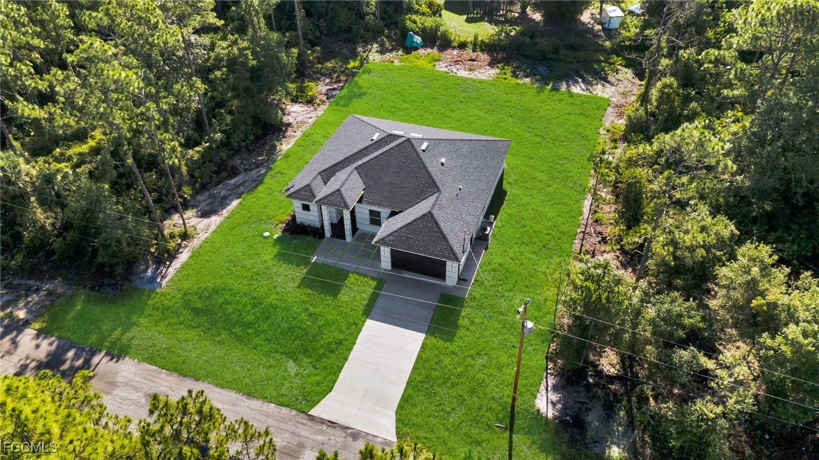 4 Bed SingleFamilyResidence for Sale in Lehigh Acres, photo 42