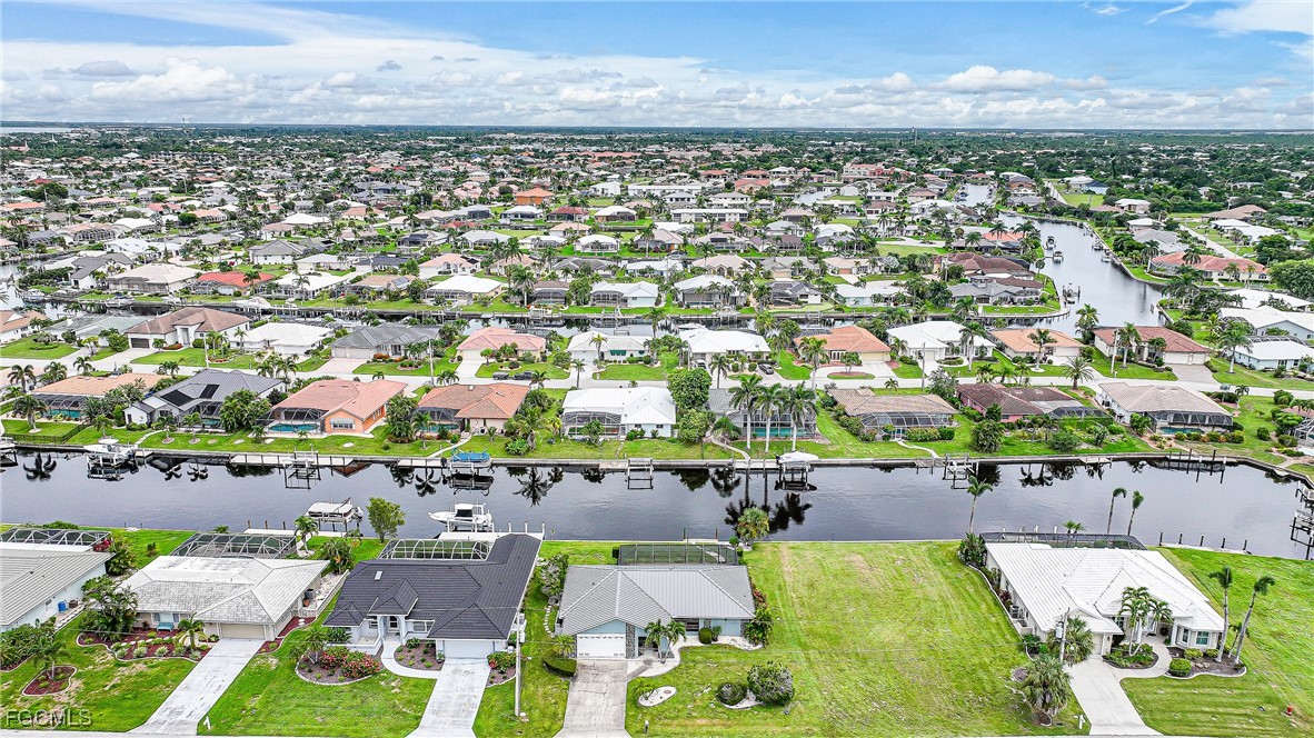 2 Bed Pool Home for Sale in Punta Gorda Isles, photo 42