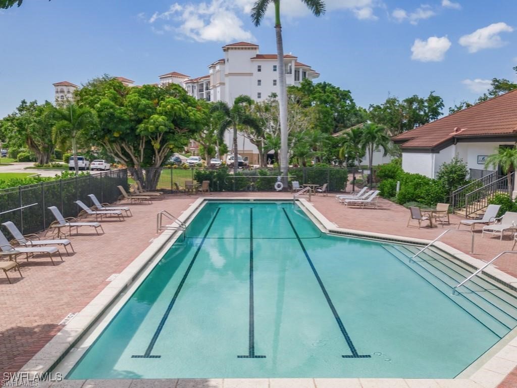 2 Bed Waterfront Home for Sale in Naples, photo 42