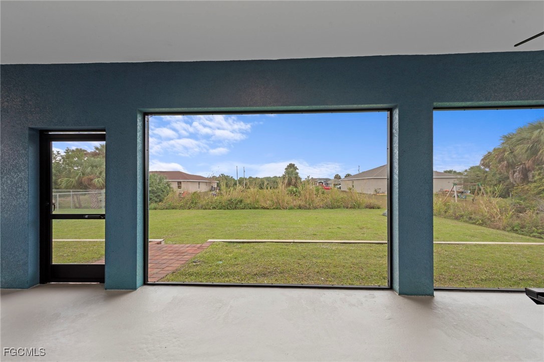 3 Bed SingleFamilyResidence for Sale in Lehigh Acres, photo 42
