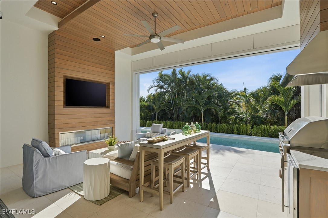 5 Bed Pool Home for Sale in Park Shore, photo 42