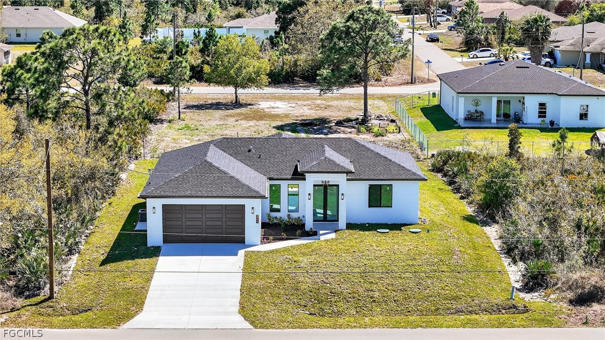 3 Bed SingleFamilyResidence for Sale in Lehigh Acres, photo 42
