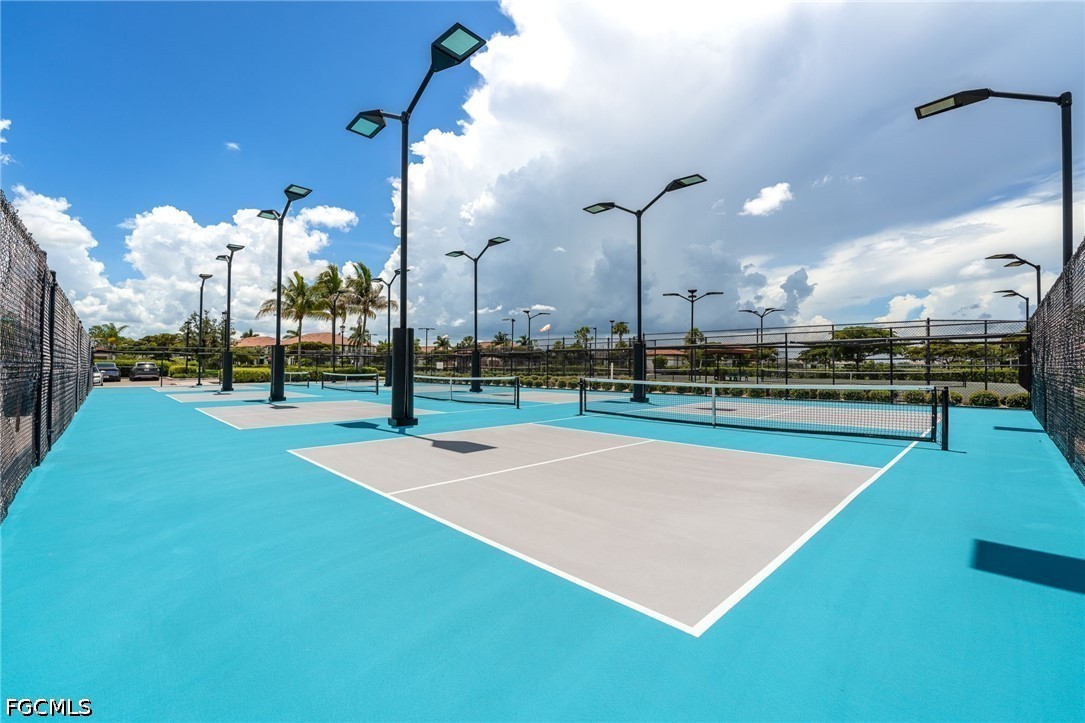 3 Bed Condominium for Sale in Fort Myers, photo 42