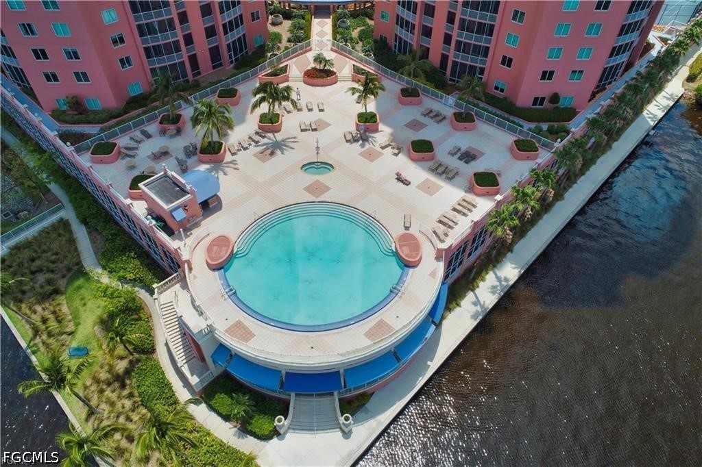 3 Bed Waterfront Home for Sale in Riviera, photo 42