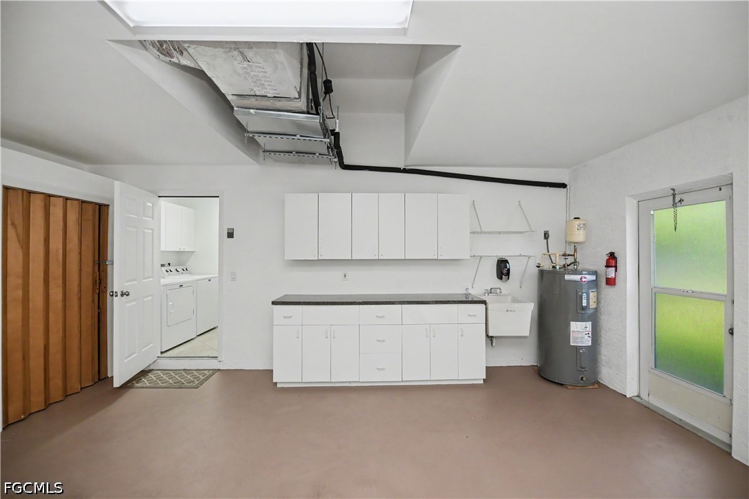 3 Bed SingleFamilyResidence for Sale in Cape Coral, photo 42