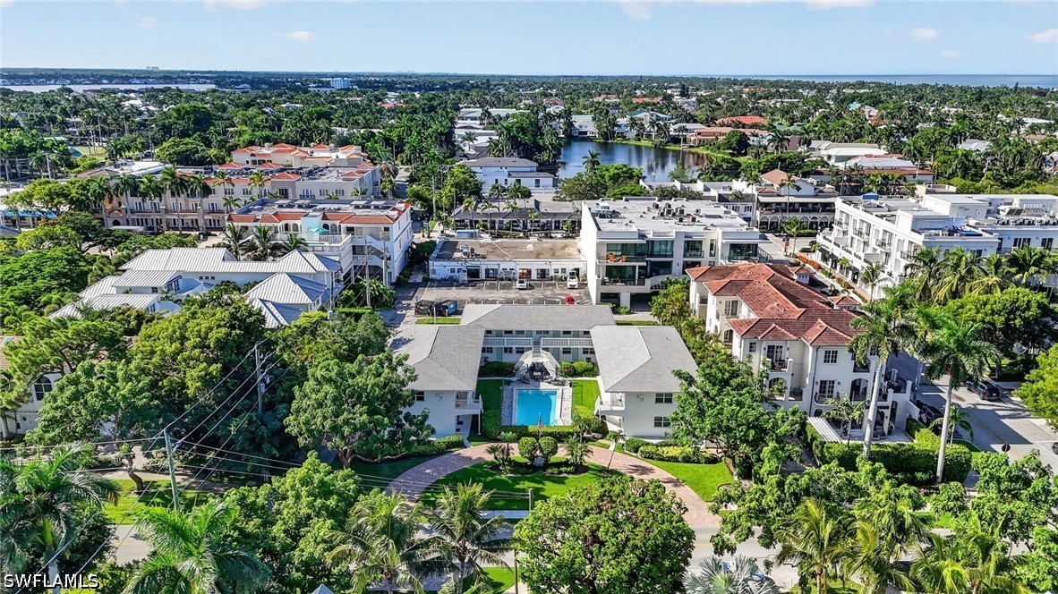 1 Bed Condominium for Sale in Essex House, photo 42