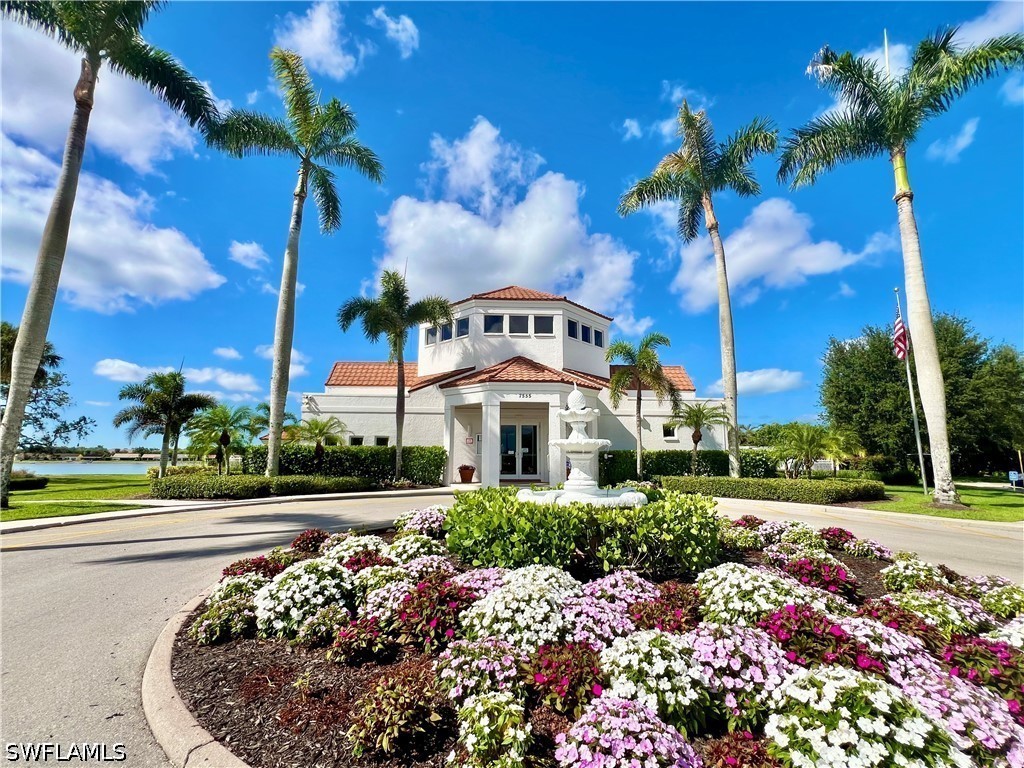 2 Bed Condominium for Sale in Naples, photo 42
